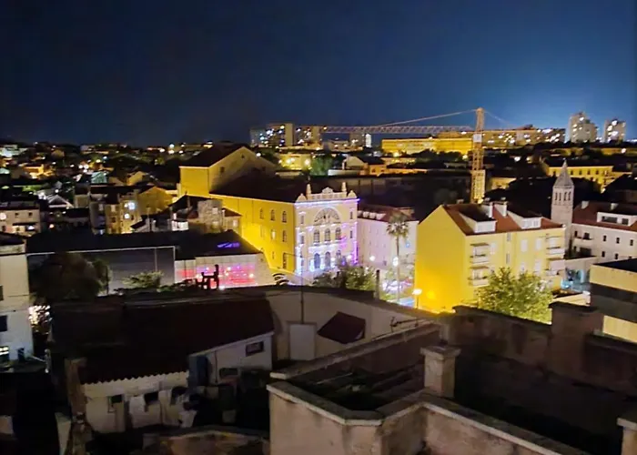 公寓 Old Town Hesed