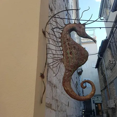 Διαμέρισμα Old Town Hesed