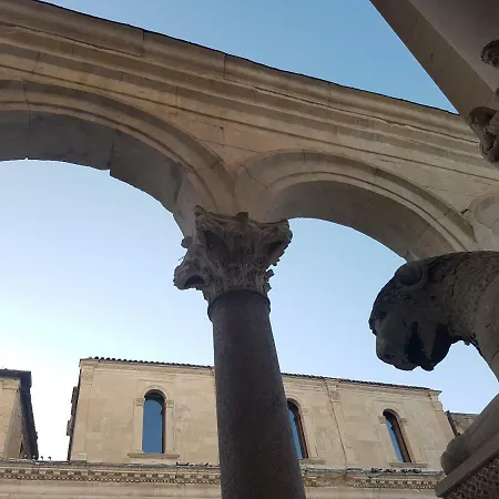 公寓 Old Town Hesed