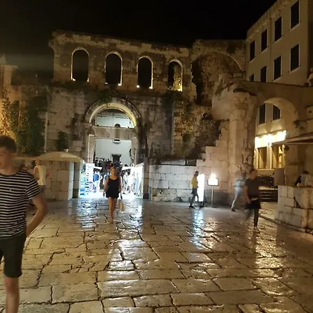 Old Town Hesed Apartament Split
