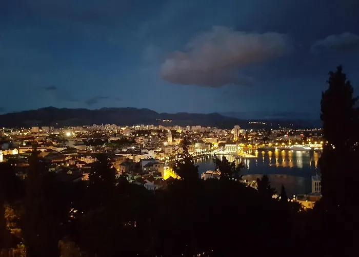 Old Town Hesed דירה *